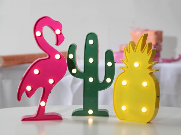 LED-Party-Aufsteller "Fruity", 3er Set Material: Kunststoff, warm white LED, gelbe Ananas, rosa Flamingo & grüner Kaktus, je ca. 30 x 14,5cm, Batterie Vierfarb-Karton