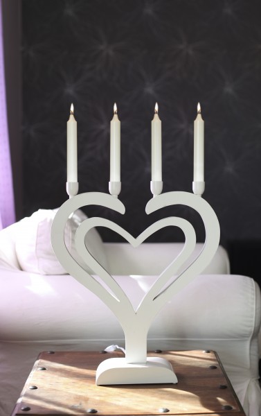 Kerzenständer "Duo Hjärta-4 Candle" Material: Holz, Farbe weiss ohne Beleuchtung, ca. 48 x 40 cm